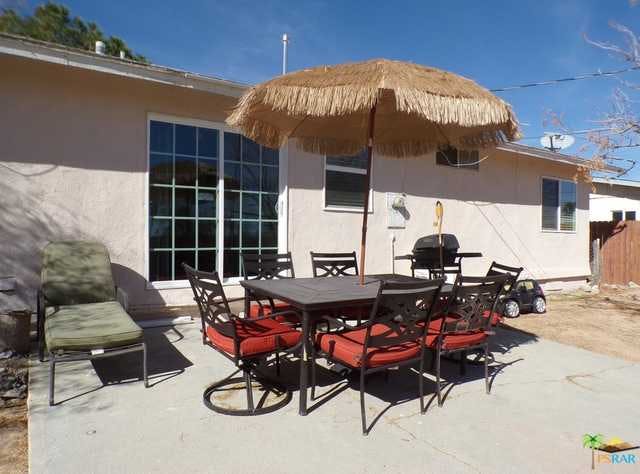 Home for sale listing photo: 5447 Daisy Ave, 29 Palms, CA, 92277