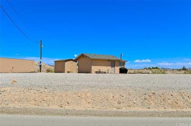Home for sale listing photo: 6283 Apache Dr, Big River, CA, 92242