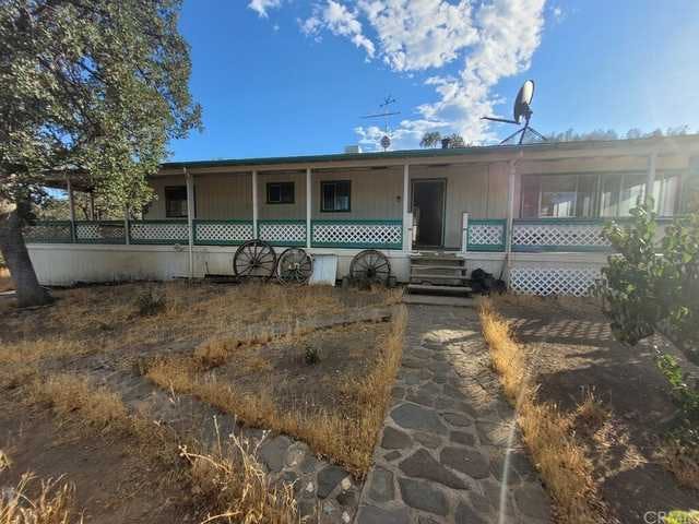 Home for sale listing photo: 17055 Ball Rd, Platina, CA, 96076