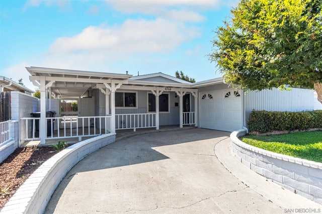 Home for sale listing photo: 4768 Andalusia Ave, San Diego, CA, 92117