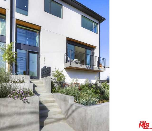 Home for sale listing photo: 3231 Rowena Ave, Los Angeles, CA, 90027