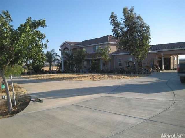 Home for sale listing photo: 18025 Canyon Rd, Los Banos, CA, 93635