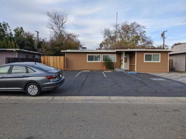 Home for sale listing photo: 2209 El Camino Ave, Sacramento, CA, 95821