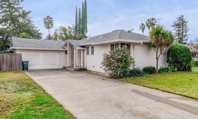 Home for sale listing photo: 632 Potomac Ave, Sacramento, CA, 95833