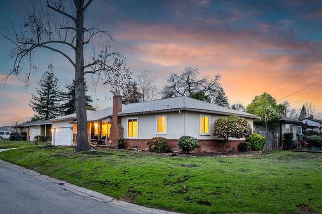 Home for sale listing photo: 600 Clarice Ln, Roseville, CA, 95678