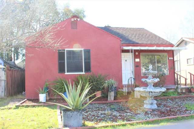 Home for sale listing photo: 3950 12th Ave, Sacramento, CA, 95817