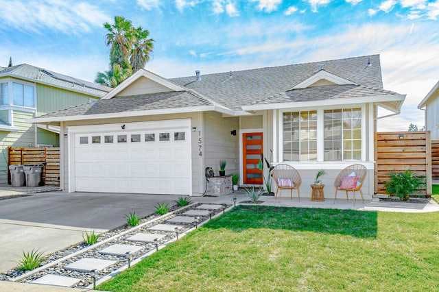 Home for sale listing photo: 1574 Grass Valley Dr, Woodland, CA, 95776