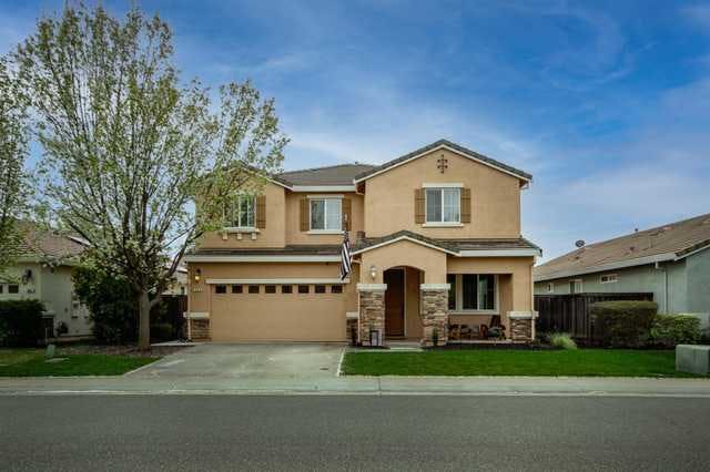 Home for sale listing photo: 980 Ashford Ln, Lincoln, CA, 95648