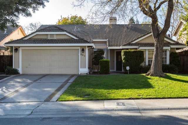 Home for sale listing photo: 382 Aquapher Way, Sacramento, CA, 95831