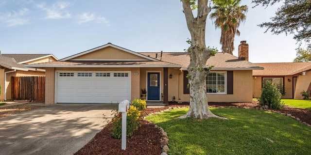 Home for sale listing photo: 7435 Parkvale Way, Citrus Heights, CA, 95621