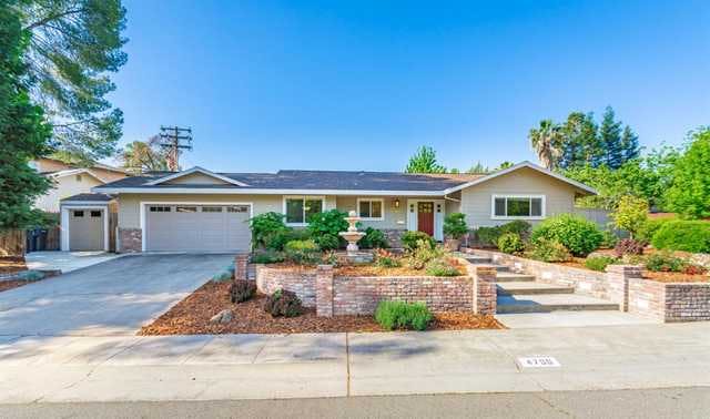 Home for sale listing photo: 4700 North Ave, Carmichael, CA, 95608
