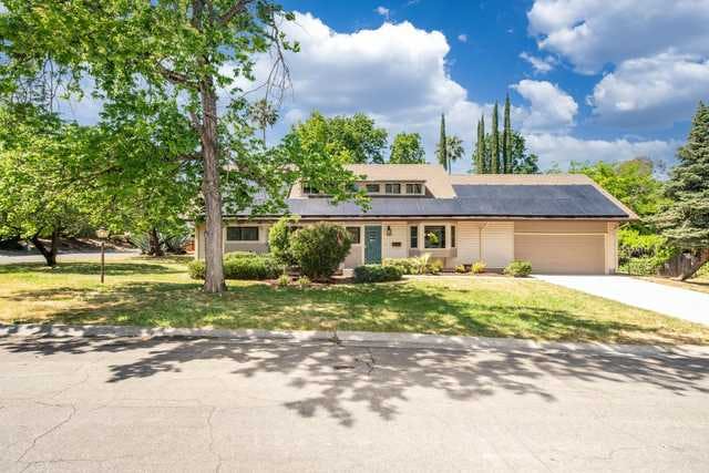 Home for sale listing photo: 3515 Mesa Verdes Dr, El Dorado Hills, CA, 95762