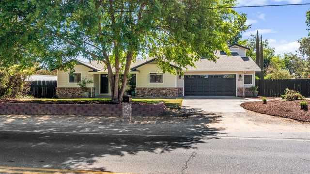 Home for sale listing photo: 3310 Garfield Ave, Carmichael, CA, 95608