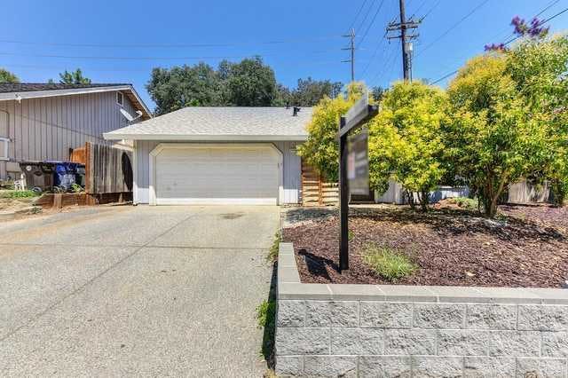 Home for sale listing photo: 6426 San Stefano St, Citrus Heights, CA, 95610
