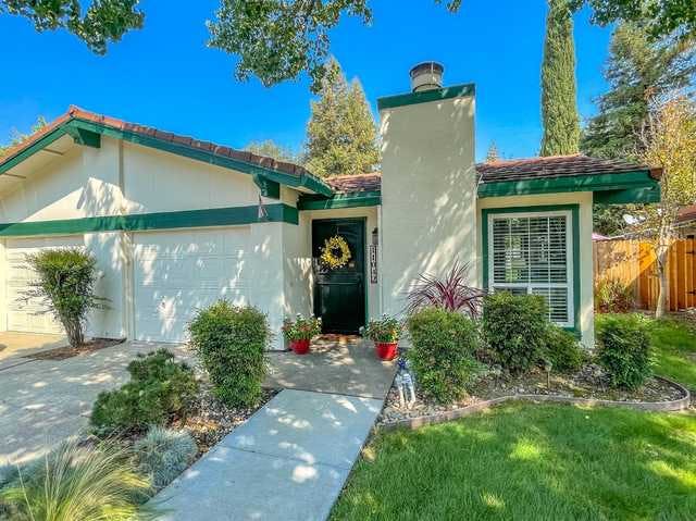 Home for sale listing photo: 11042 Cobblestone Dr Unit 50, Rancho Cordova, CA, 95670