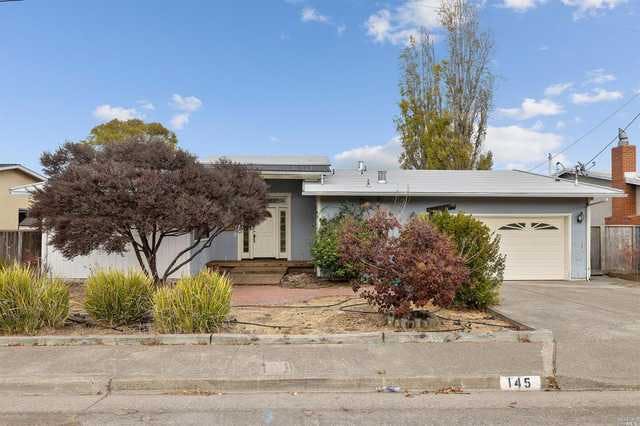 Home for sale listing photo: 145 Yolo St, Corte Madera, CA, 94925
