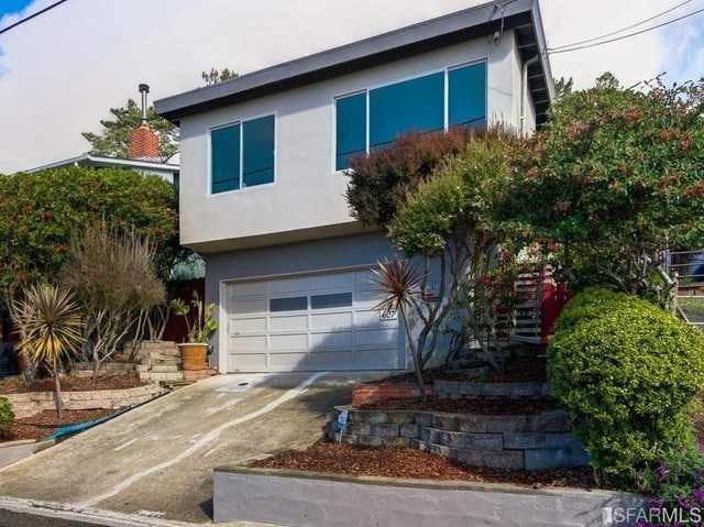 Home for sale listing photo: 607 Beaumont Blvd, Pacifica, CA, 94044